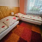 Privat Marika Δωμάτια σε οικογενειακή κατοικία *
