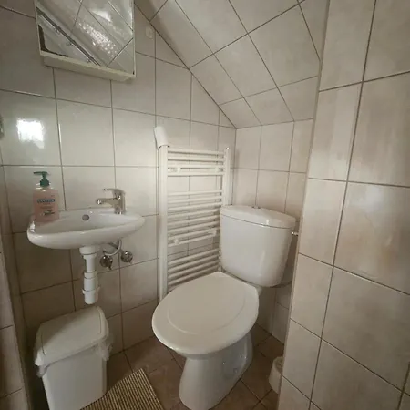 Privat Marika ホームステイ *